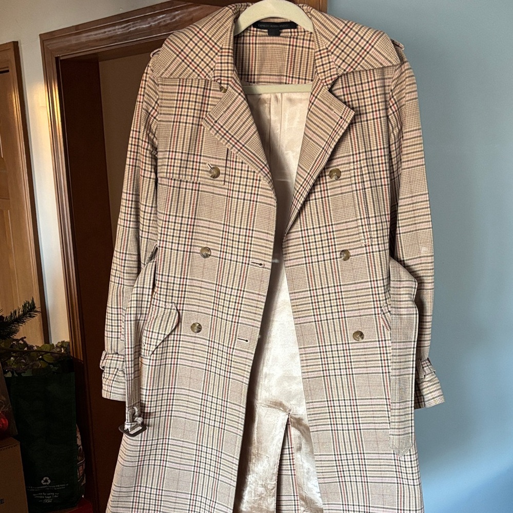 Express Plaid Trench Coat - Picture 10 of 14